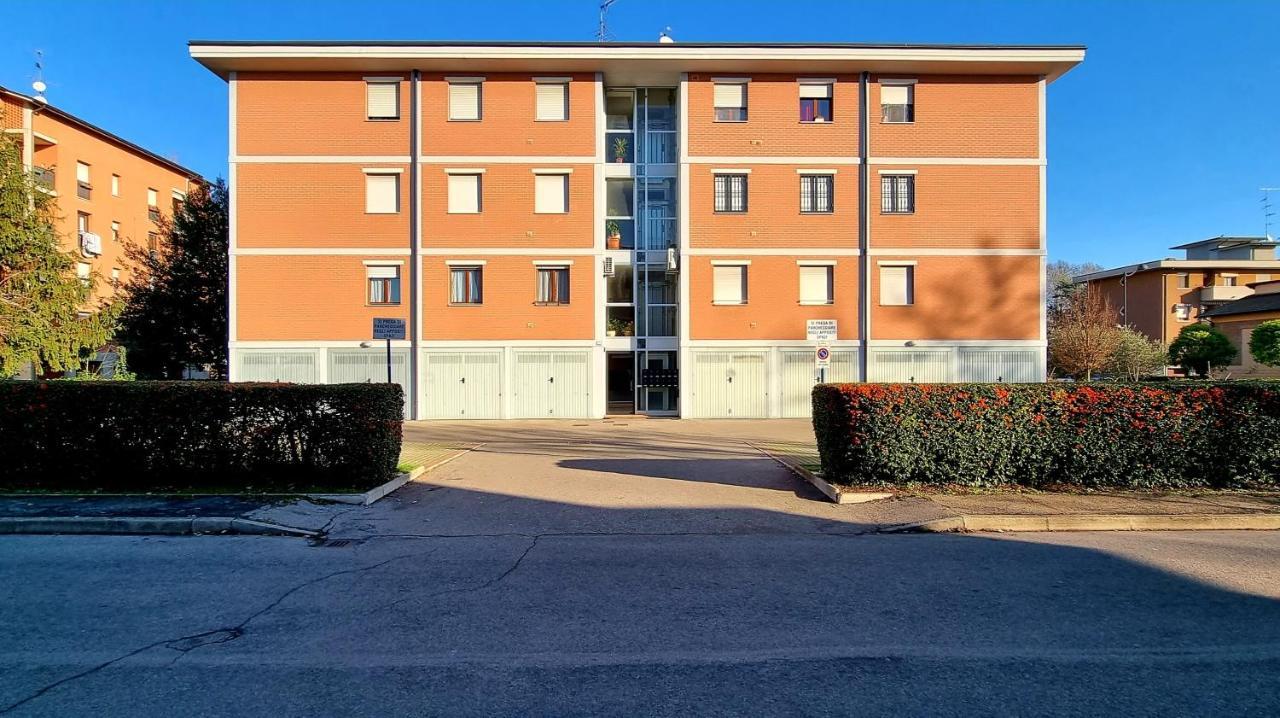 Guest Holiday Bari Reggio Emilia Exteriör bild